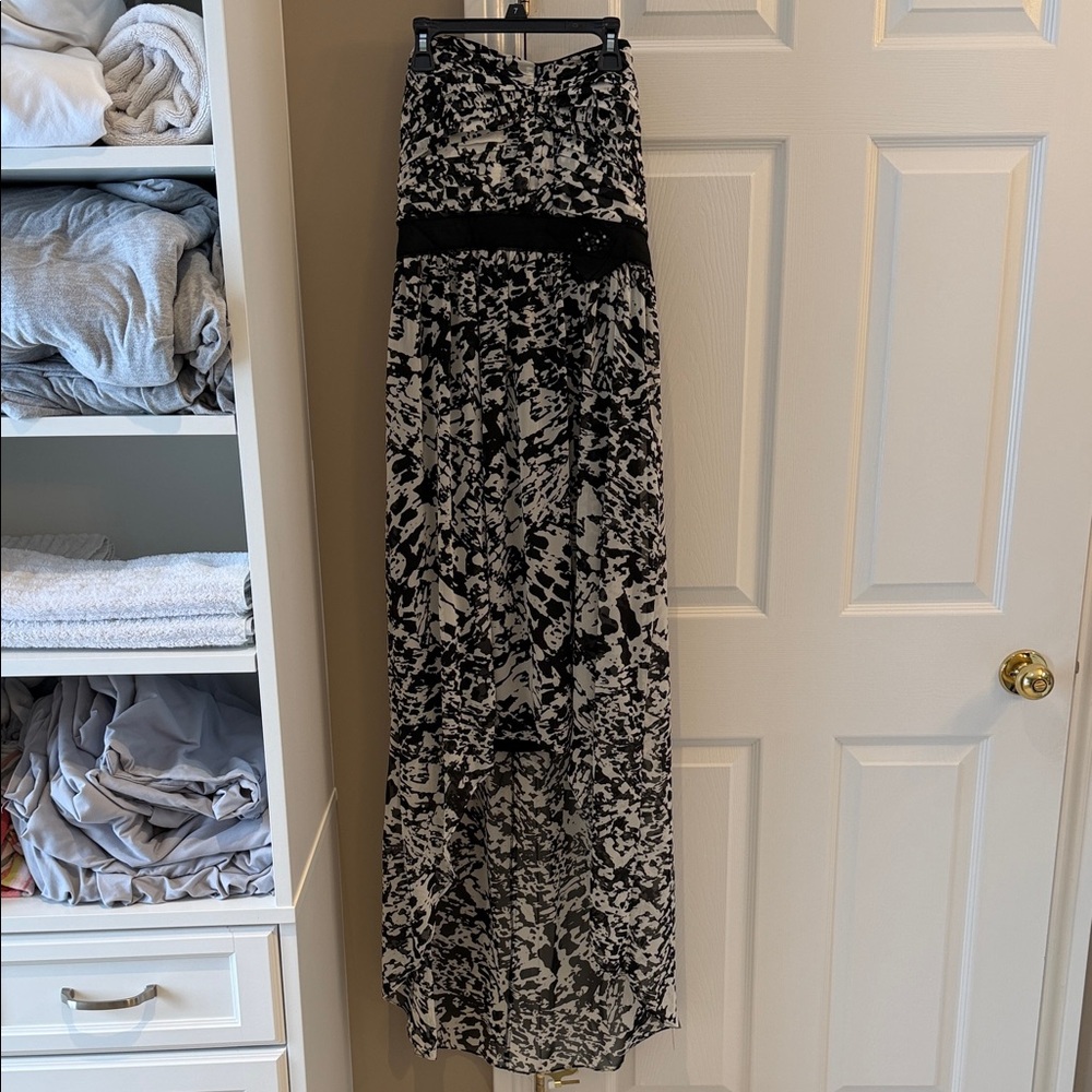 Max & Cleo Black and White Maxi Skirt